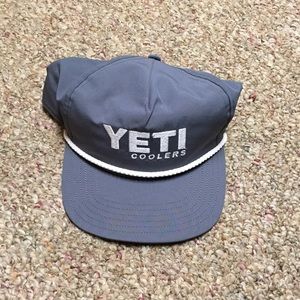 Yeti Rope Hat, never worn! Tags cut off though.